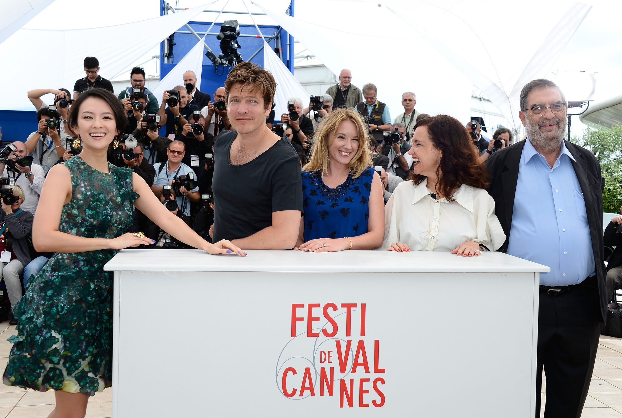 Enrique González, Ludivine Sagnier, Thomas Vinterberg, Ziyi Zhang and Ilda Santiago