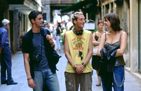 Still of Matthew Goode, Martin Hancock and Mandy Moore in Chasing Liberty (2004)