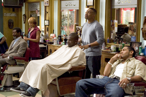 Still of Omar Gooding and Toni Trucks in Barbershop (2005)