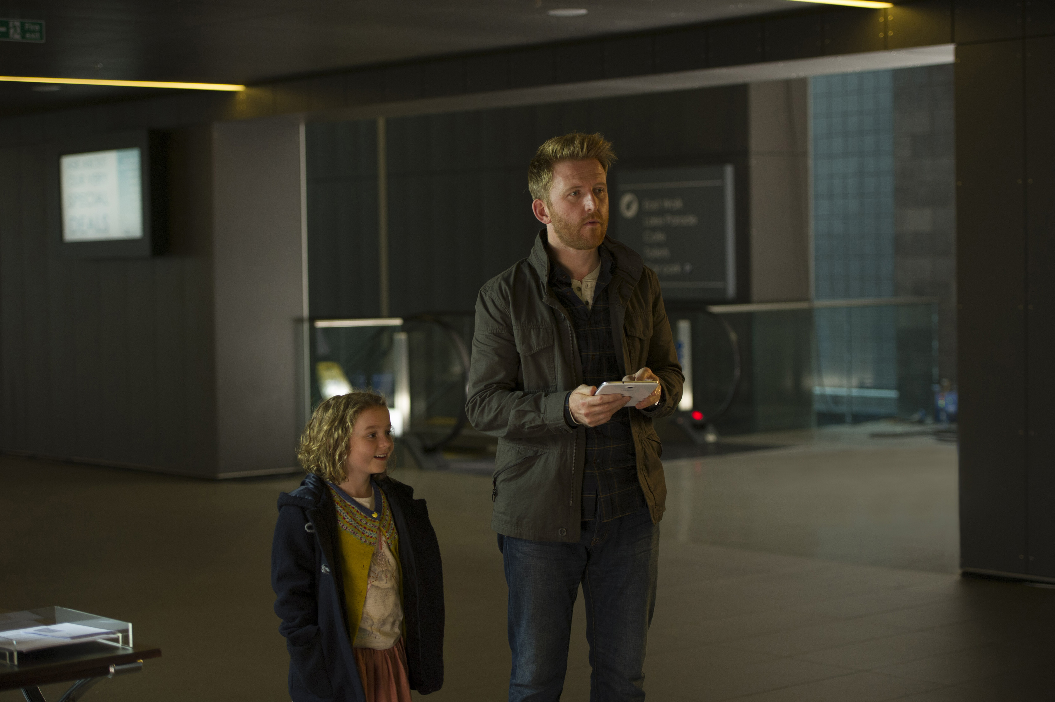 Still of Tom Goodman-Hill and Pixie Davies in Humans (2015)