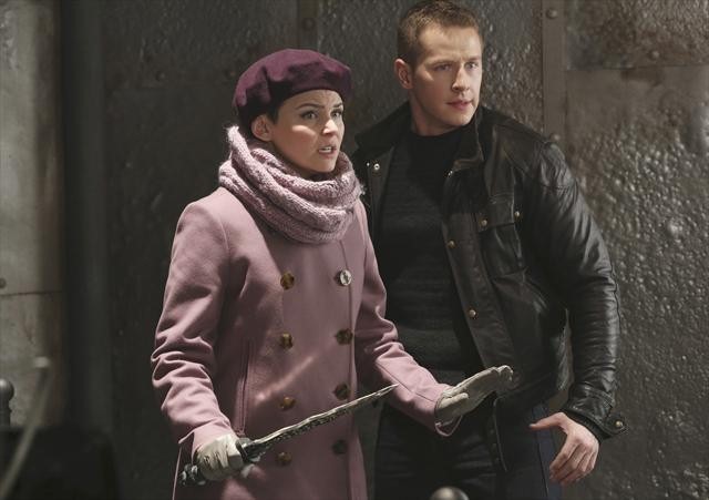 Still of Ginnifer Goodwin and Josh Dallas in Once Upon a Time (2011)