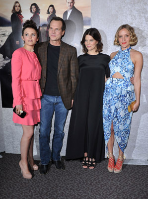 Bill Paxton, Jeanne Tripplehorn, Chloë Sevigny and Ginnifer Goodwin at event of Big Love (2006)