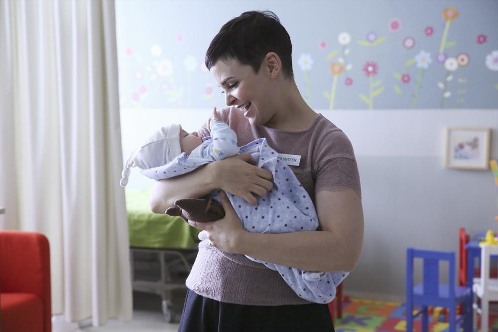 Still of Ginnifer Goodwin in Once Upon a Time (2011)