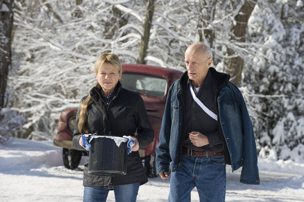 Still of Dianne Wiest and Frank Gordon in The Blacklist (2013)