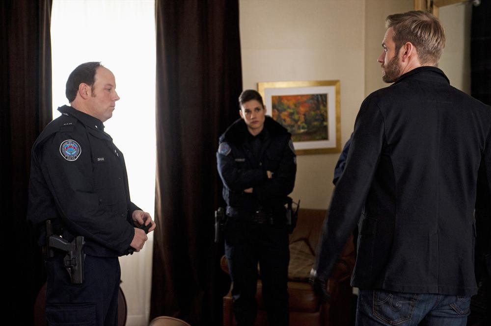 Still of Matt Gordon, Eric Johnson and Missy Peregrym in Rookie Blue (2010)