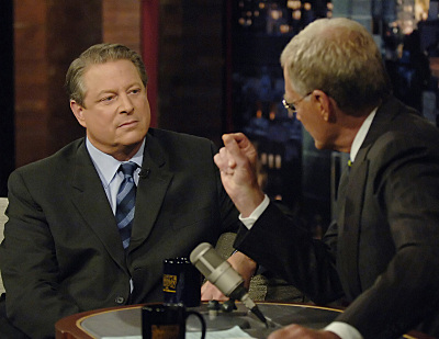 Still of David Letterman and Al Gore in Late Show with David Letterman (1993)