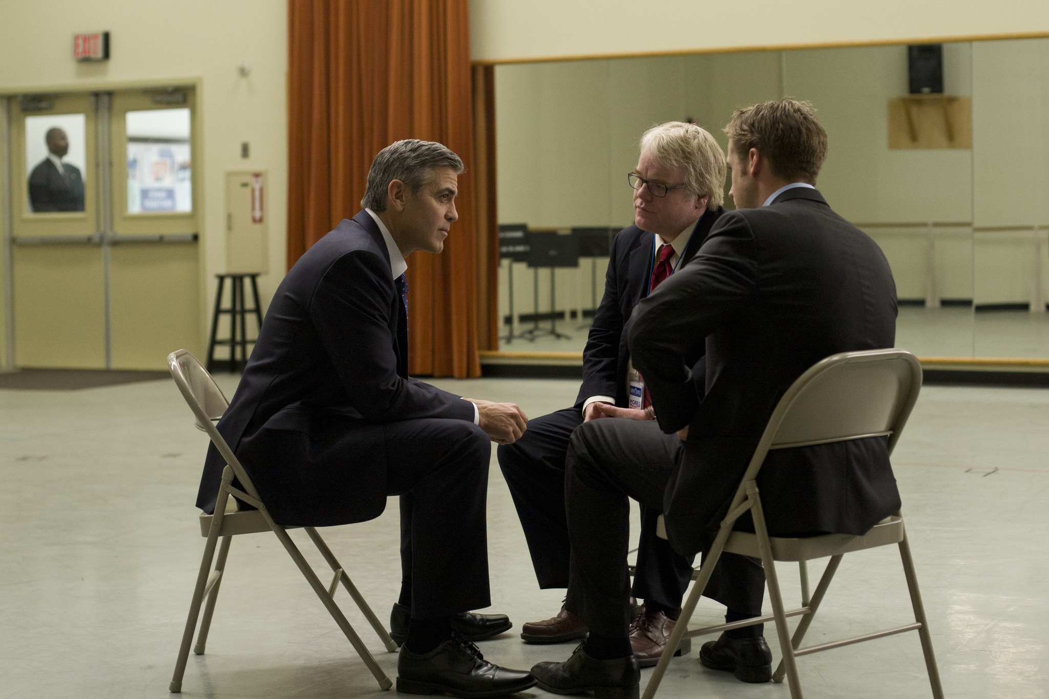 Still of George Clooney, Philip Seymour Hoffman and Ryan Gosling in Purvini zaidimai (2011)