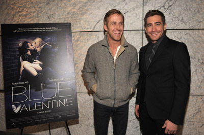 Ryan Gosling and Jake Gyllenhaal at event of Blue Valentine (2010)