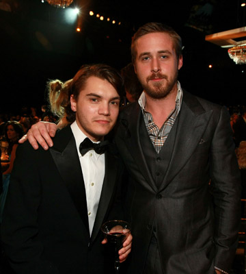 Ryan Gosling and Emile Hirsch at event of 14th Annual Screen Actors Guild Awards (2008)