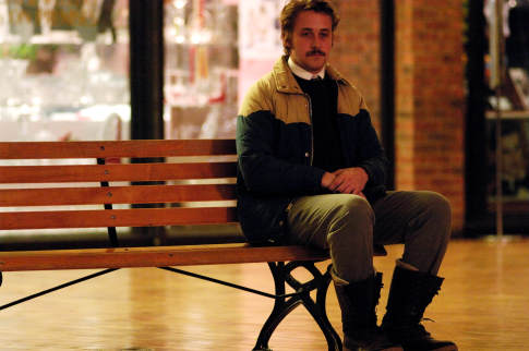 Still of Ryan Gosling in Lars and the Real Girl (2007)