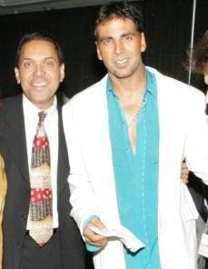 Aron Govil with Akshay Kumar