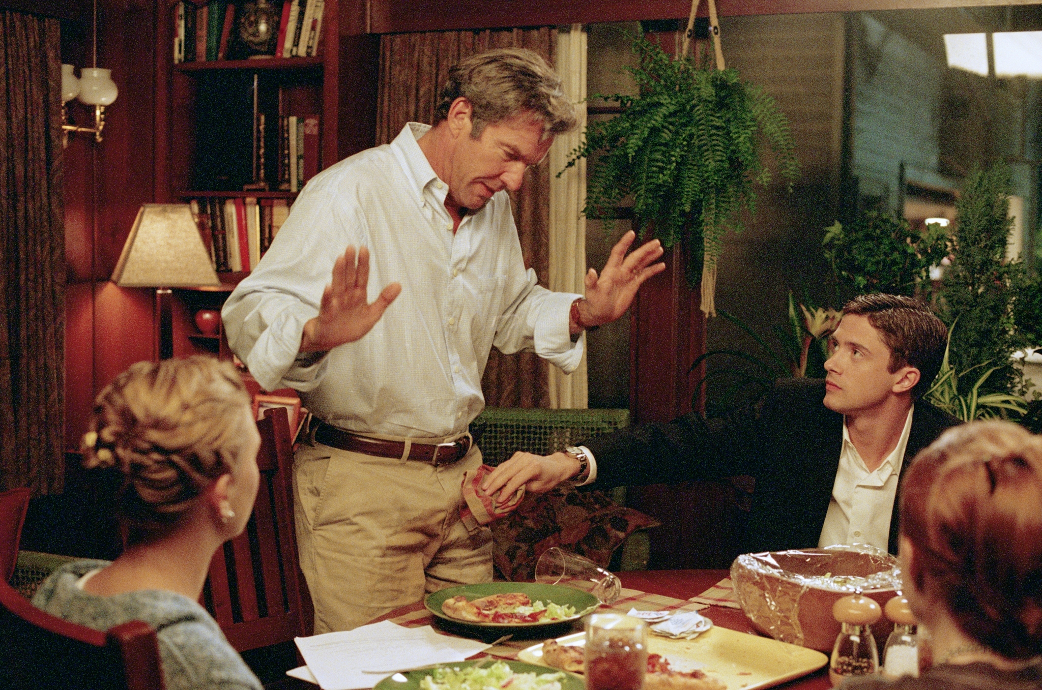 Still of Dennis Quaid, Topher Grace and Scarlett Johansson in In Good Company (2004)