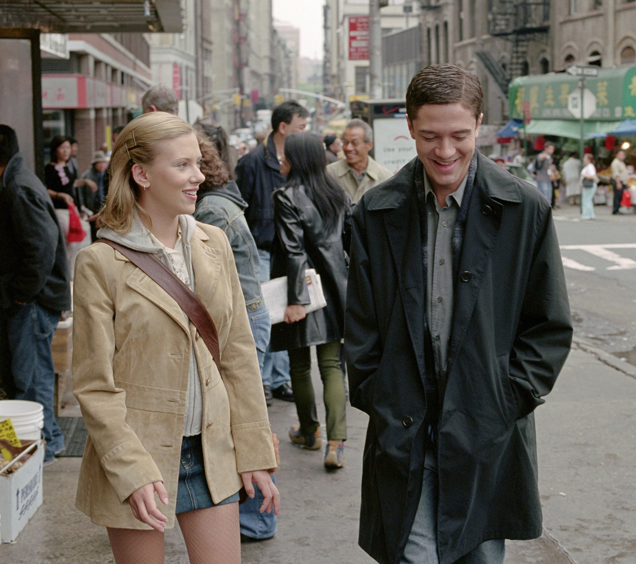 Still of Topher Grace and Scarlett Johansson in In Good Company (2004)