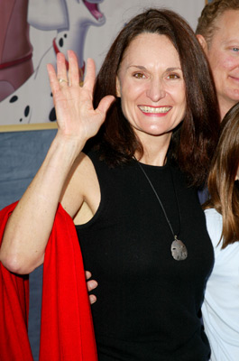 Beth Grant at event of 101 Dalmatians II: Patch's London Adventure (2003)