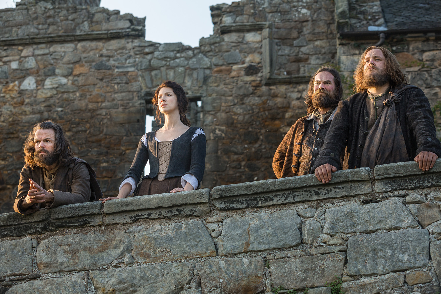 Still of Rupert Grant, Stephen Walters, Grant O'Rourke, Caitriona Balfe and Duncan Lacroix in Outlander (2014)