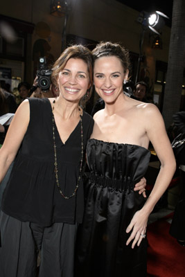 Jennifer Garner and Susannah Grant at event of Catch and Release (2006)