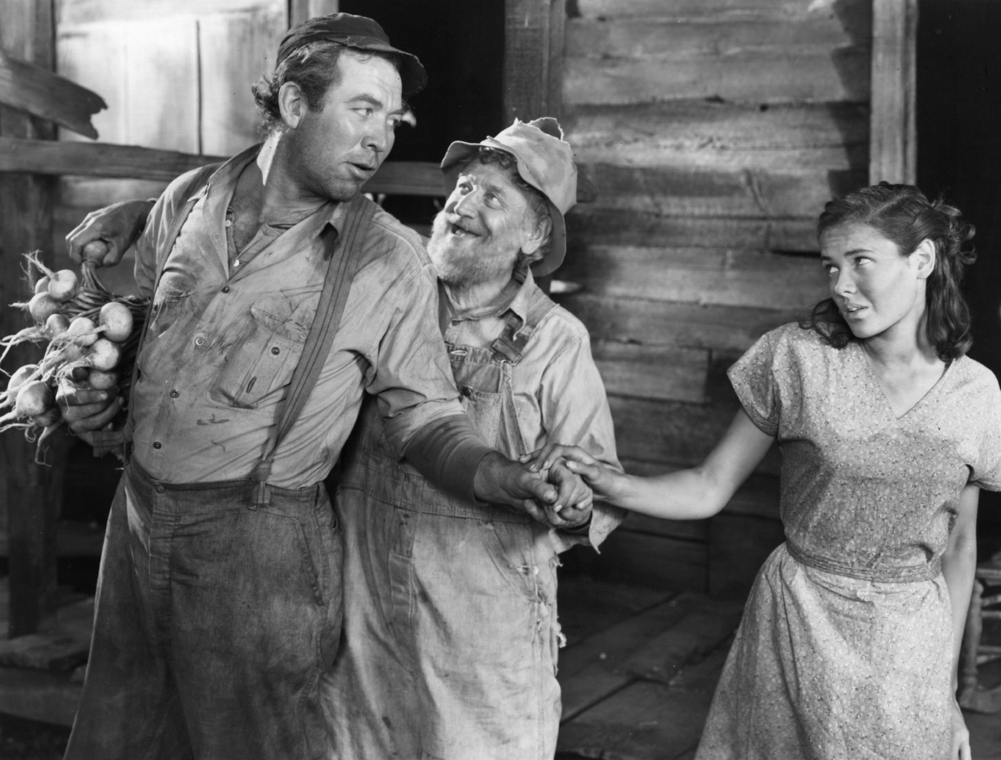 Still of Gene Tierney, Ward Bond and Charley Grapewin in Tobacco Road (1941)