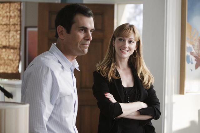 Still of Ty Burrell and Judy Greer in Moderni seima (2009)