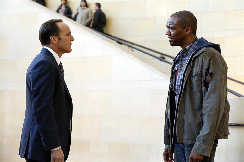 Still of Clark Gregg and J. August Richards in Agents of S.H.I.E.L.D. (2013)