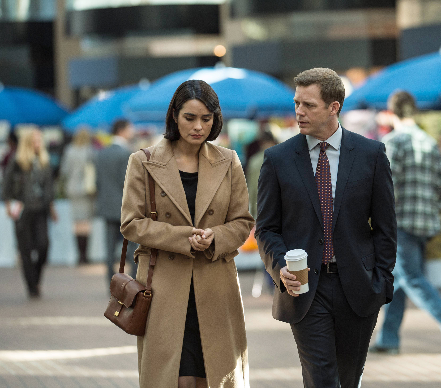 Still of Tim Griffin and Shannyn Sossamon in Wayward Pines (2015)