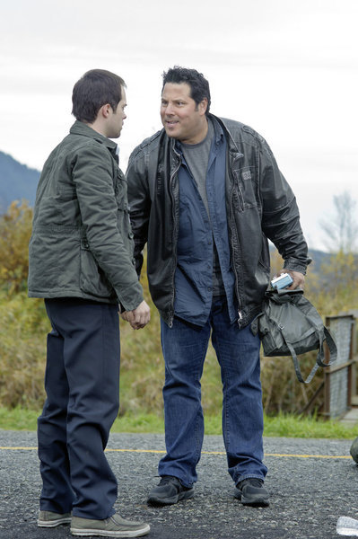 Still of Greg Grunberg and Neil Grayston in End of the World (2013)