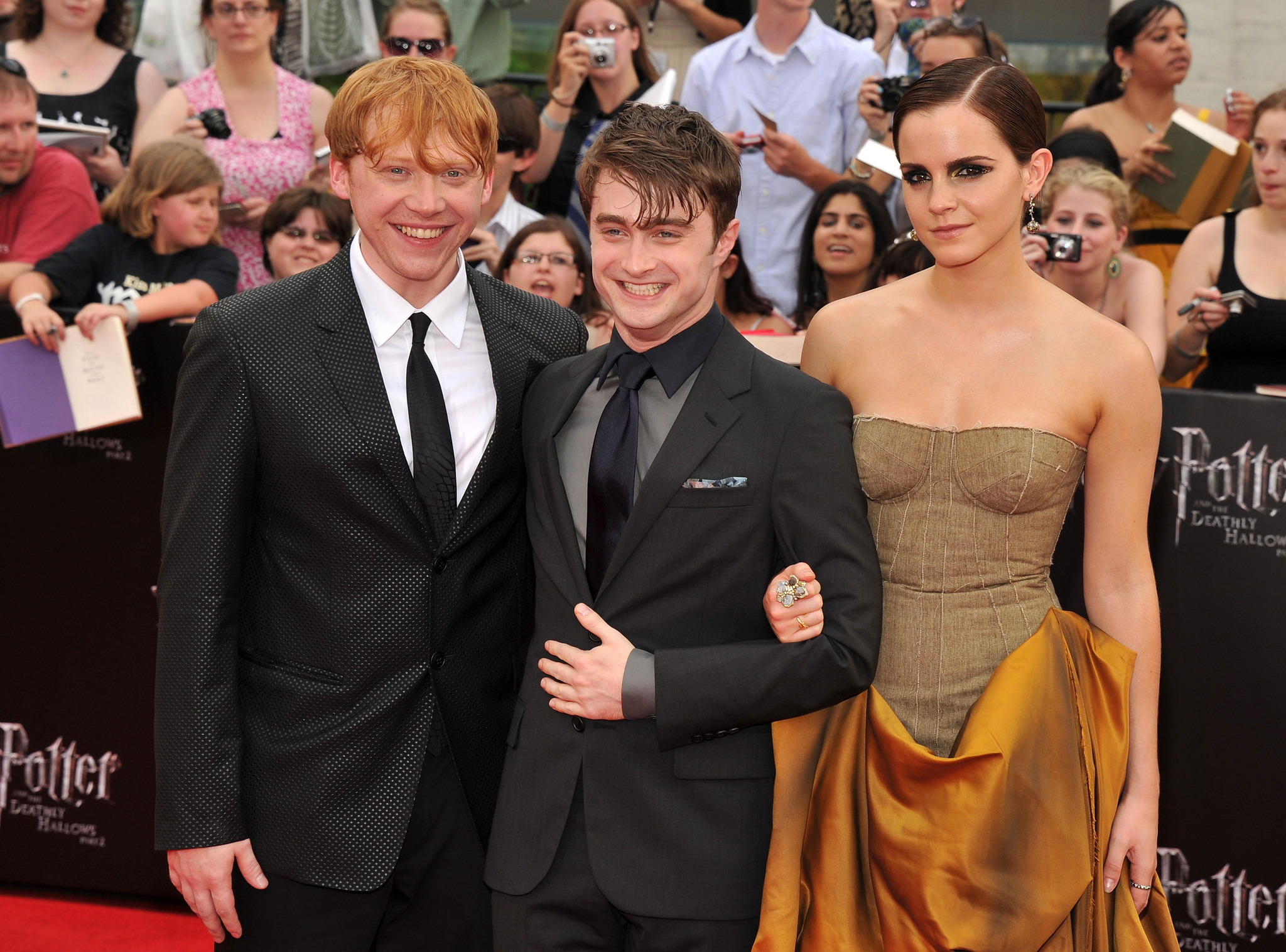 Rupert Grint, Daniel Radcliffe and Emma Watson at event of Haris Poteris ir mirties relikvijos. 2 dalis (2011)