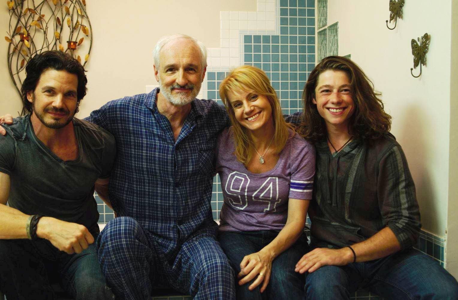 Michael Worth, Michael Gross, Eileen Grubba and David Topp. The cast of 