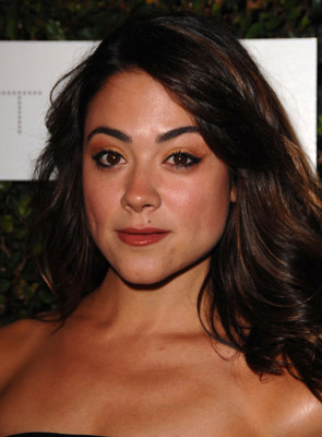 Camille Guaty at event of Namai (2009)