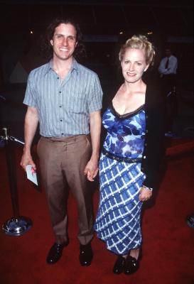 Elisabeth Shue and Davis Guggenheim at event of Out of Sight (1998)