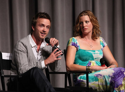 Anna Gunn and Aaron Paul at event of Brestantis blogis (2008)