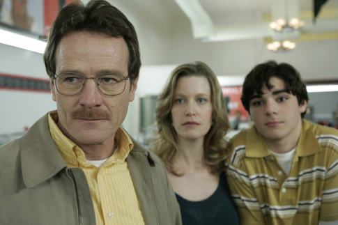 Still of Bryan Cranston, Anna Gunn and RJ Mitte in Brestantis blogis (2008)