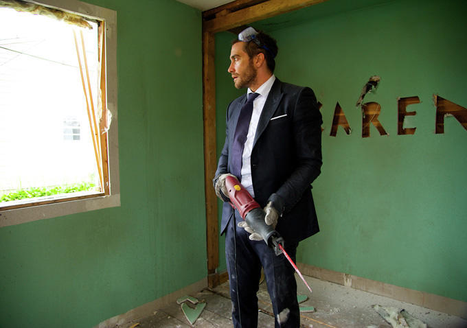 Still of Jake Gyllenhaal in Demolition (2015)
