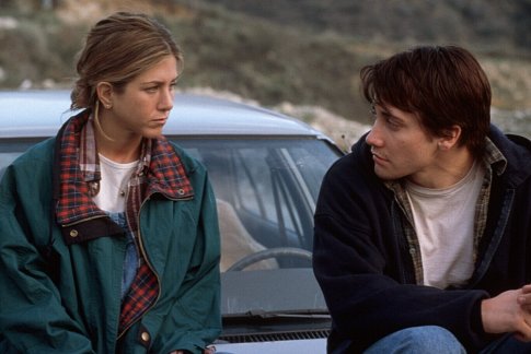 Still of Jennifer Aniston and Jake Gyllenhaal in The Good Girl (2002)