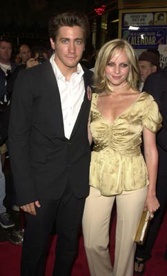 Marley Shelton and Jake Gyllenhaal at event of Bubble Boy (2001)