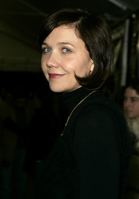 Maggie Gyllenhaal at event of Happy Endings (2005)