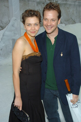Maggie Gyllenhaal and Peter Sarsgaard at event of Diena po rytojaus (2004)