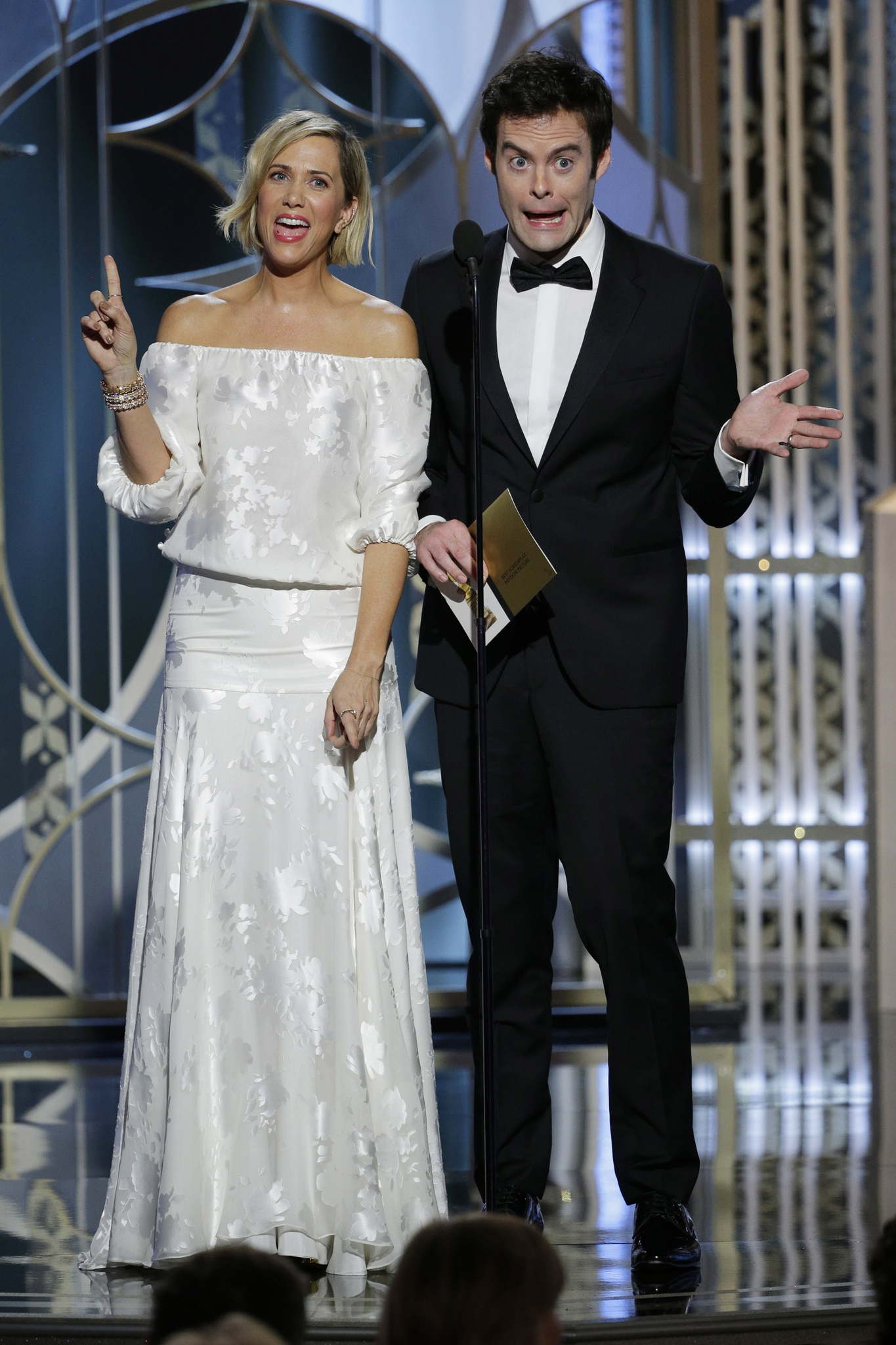 Bill Hader and Kristen Wiig at event of The 72nd Annual Golden Globe Awards (2015)