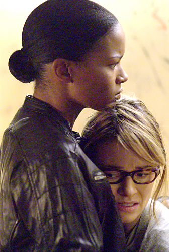 Still of Leisha Hailey and Rose Rollins in The L Word (2004)