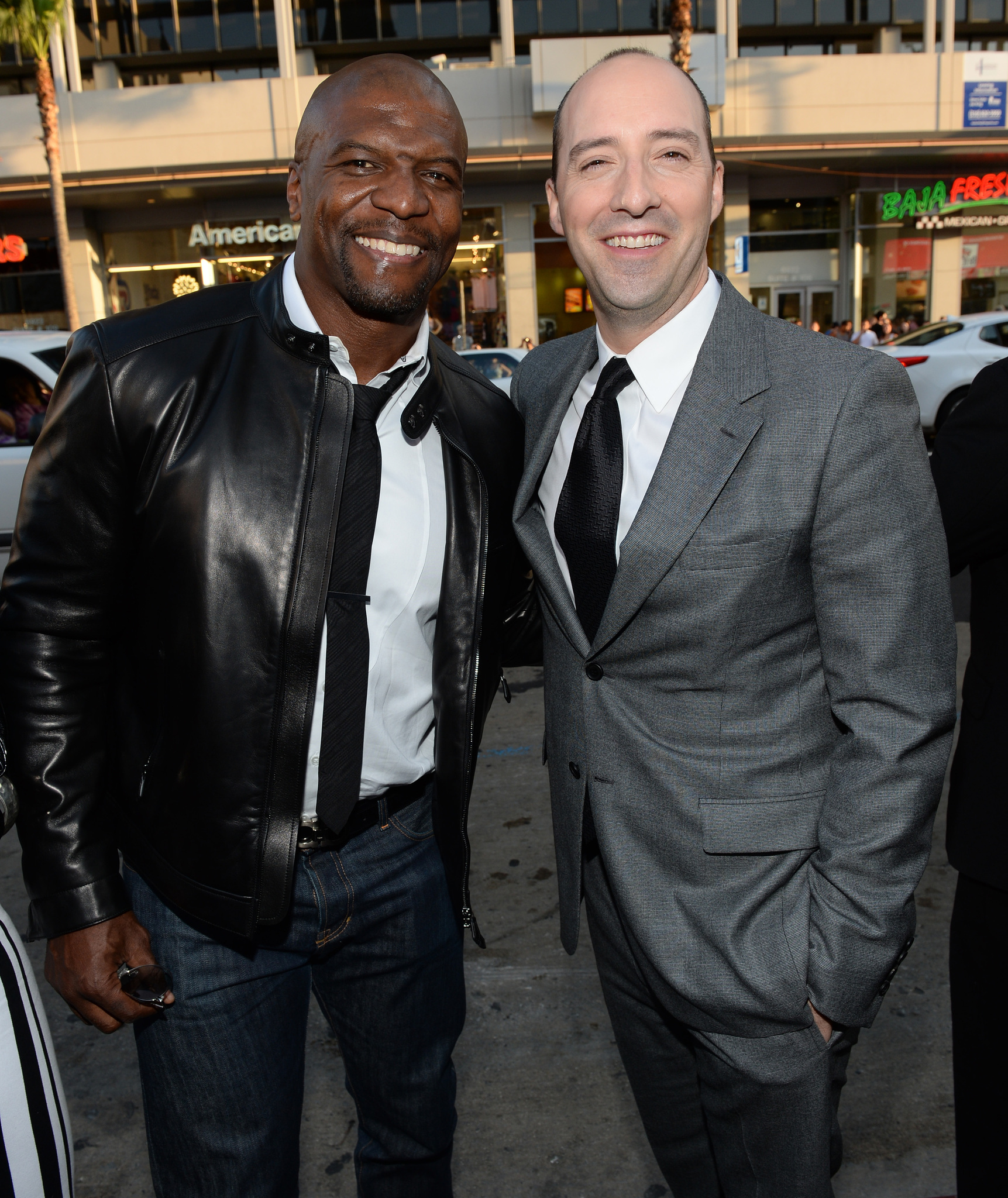 Terry Crews and Tony Hale at event of Arrested Development (2003)