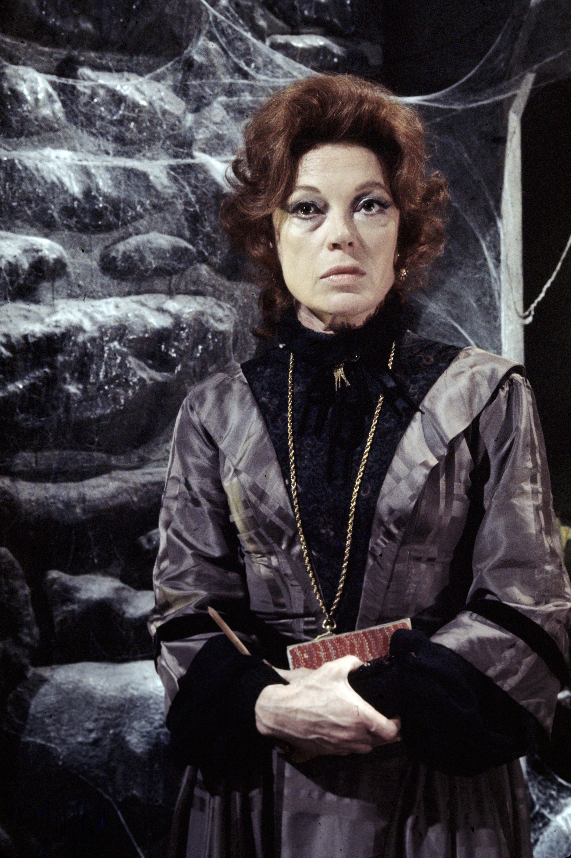 Still of Grayson Hall in Dark Shadows (1966)