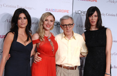 Woody Allen, Penélope Cruz, Rebecca Hall and Scarlett Johansson at event of Viki, Kristina, Barselona (2008)