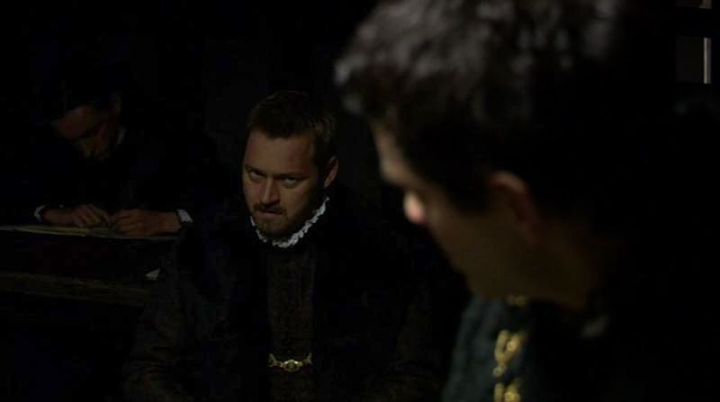 The Tudors Season 2 - Sir Richard Rich (Rod Hallett) and Cromwell (James Frain)