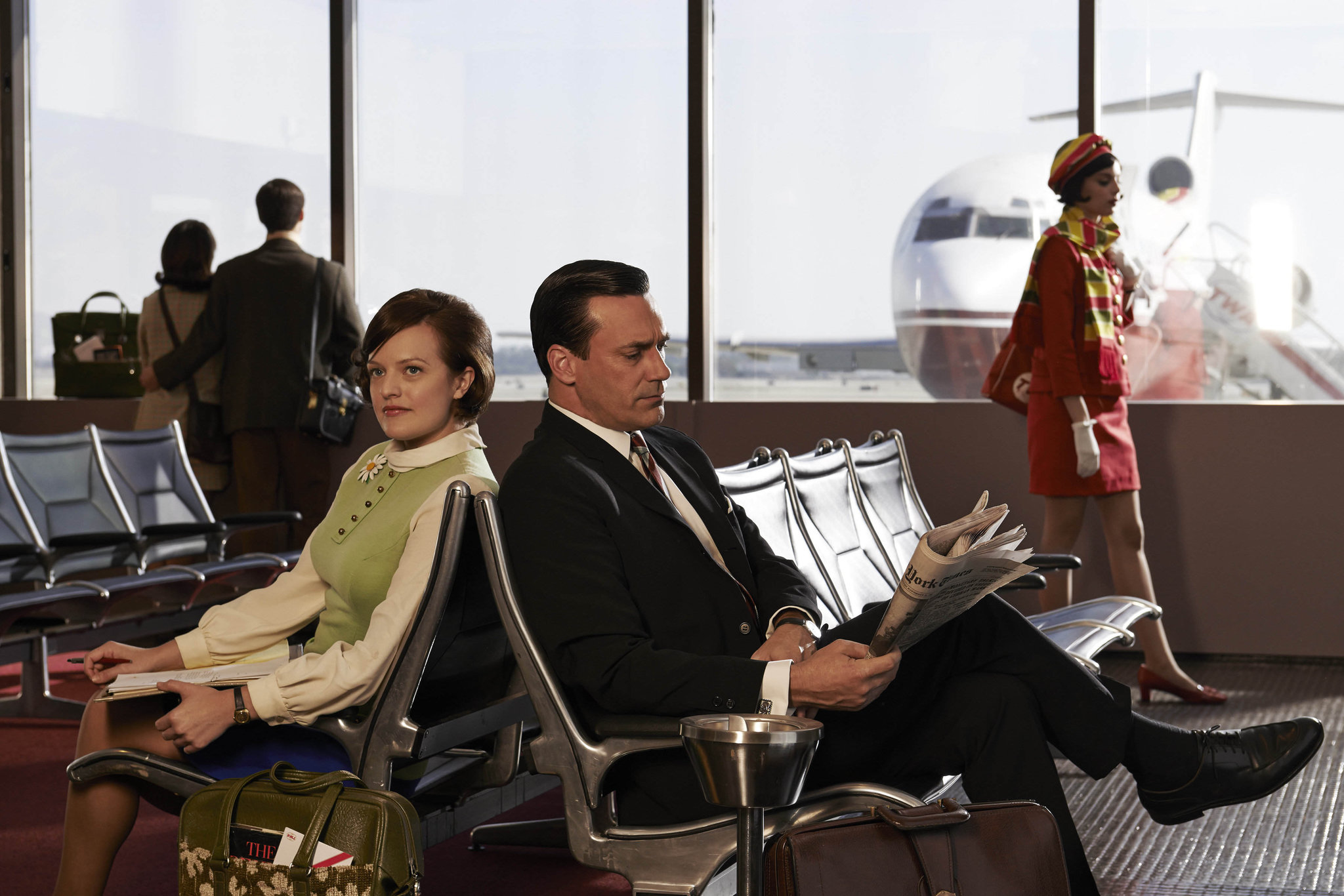 Still of Elisabeth Moss and Jon Hamm in MAD MEN. Reklamos vilkai (2007)