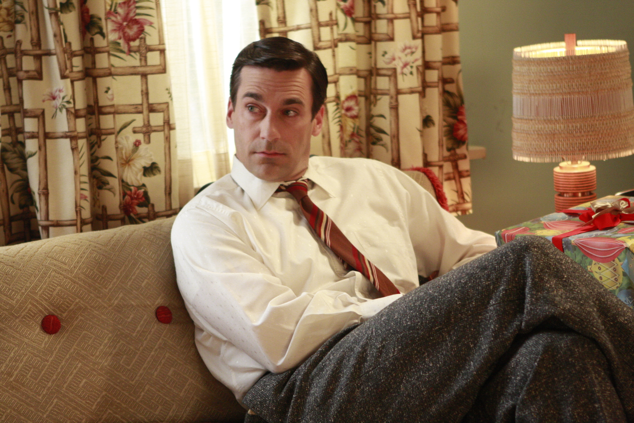 Still of Jon Hamm in MAD MEN. Reklamos vilkai (2007)