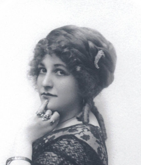 Octavia Handworth, circa 1912