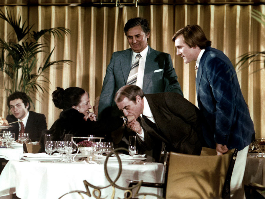 Still of Gérard Depardieu, Jean Carmet, Roger Hanin and Marthe Villalonga in Le sucre (1978)