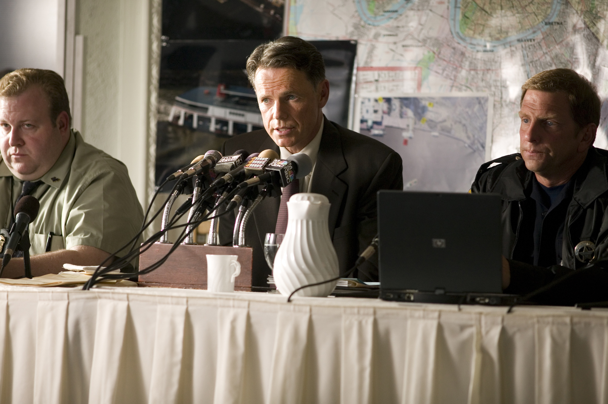 Still of Bruce Greenwood, Bart Hansard and Scott Klace in Deja Vu (2006)