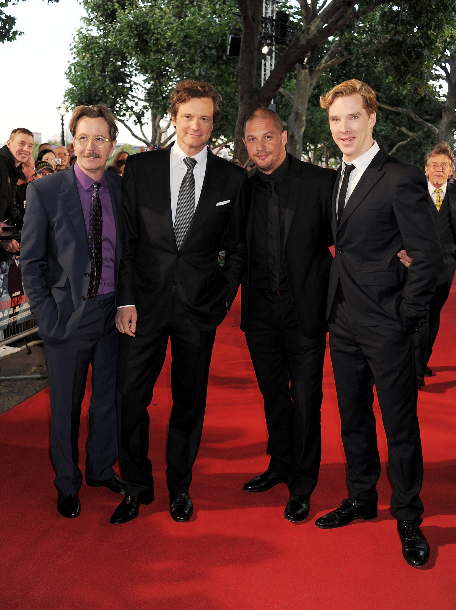 Colin Firth, Gary Oldman, Tom Hardy and Benedict Cumberbatch at event of Bastunas, Siuvejas, Kareivis, Snipas (2011)