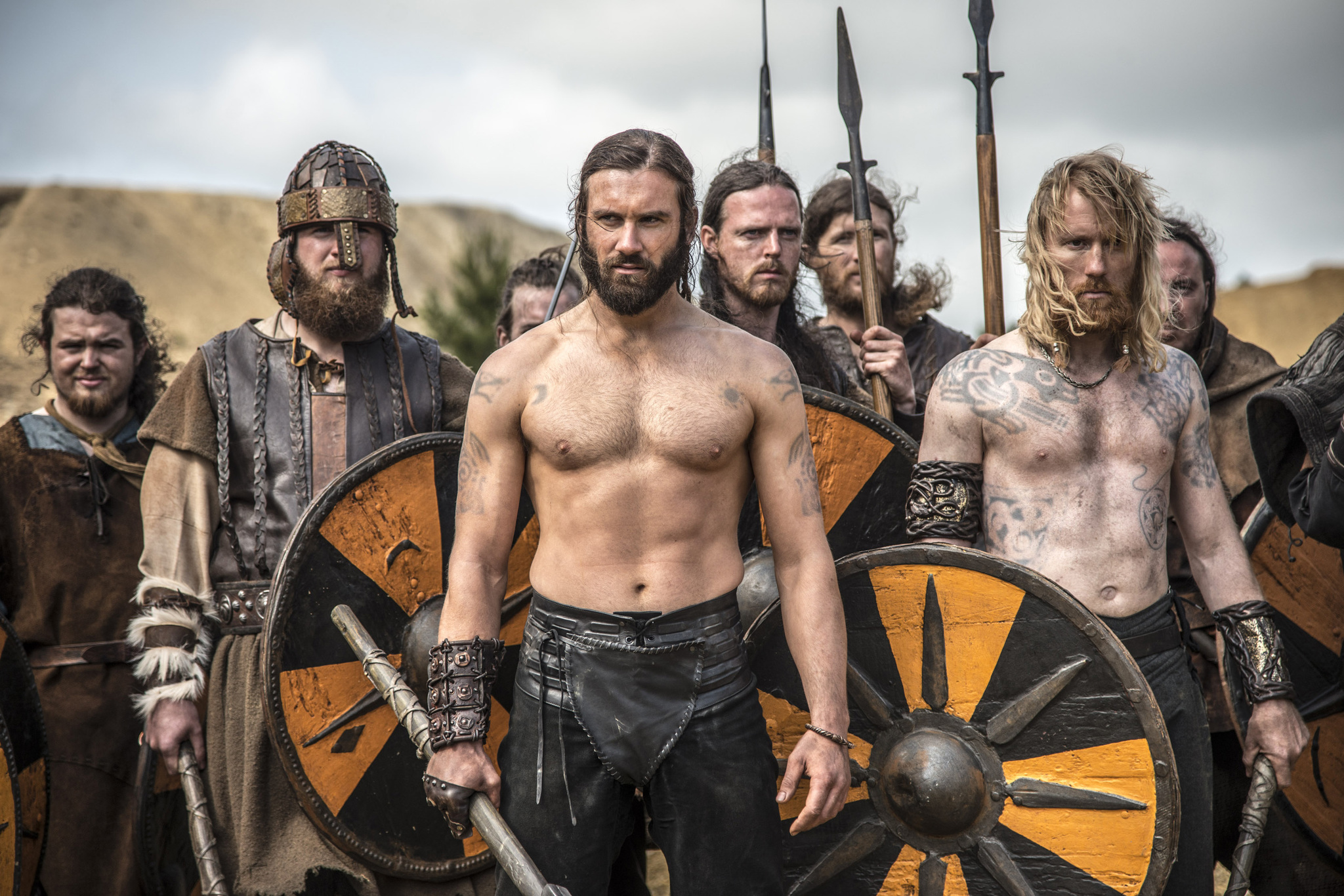 Still of Thorbjørn Harr and Clive Standen in Vikings (2013)