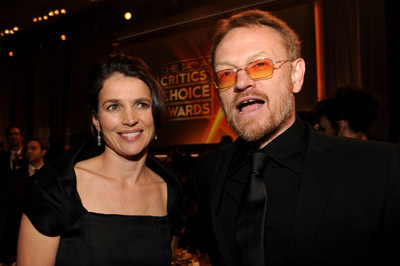 Julia Ormond and Jared Harris